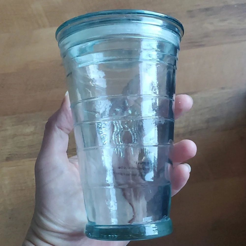 NWT Starbucks Green Recycled Glass‎ 16oz Grande Reusable Cup